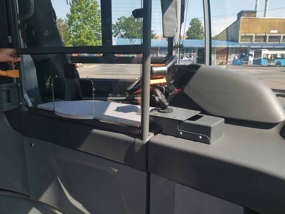 bus-logic-driver-console-inside-the-bus-1